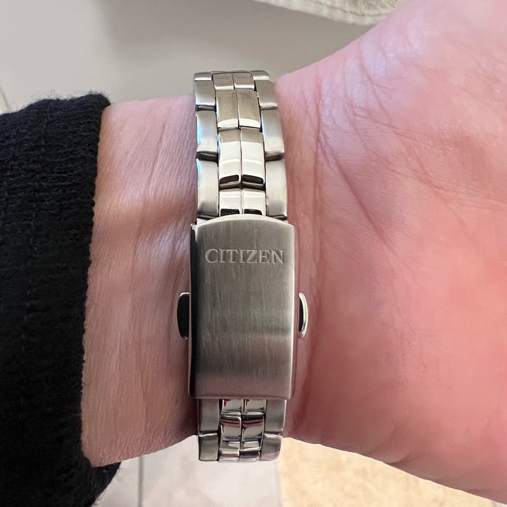 Citizen Watch - Picture 3 of 3